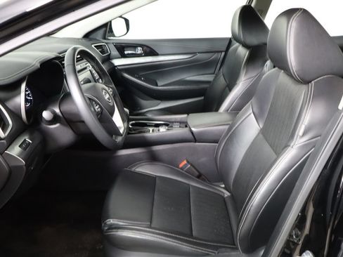 Used 2023 Nissan Maxima SV w/ Floor Mat Group FWD image 14