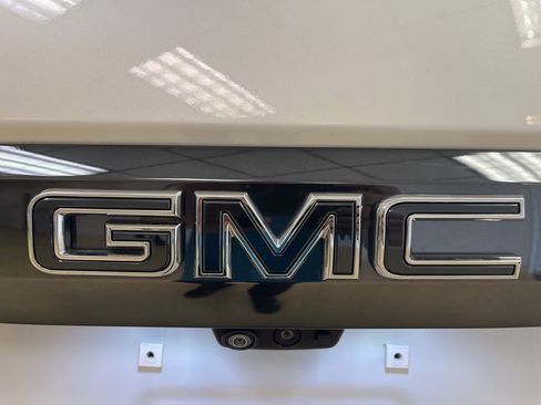Used 2023 GMC Yukon Denali Ultimate image 27