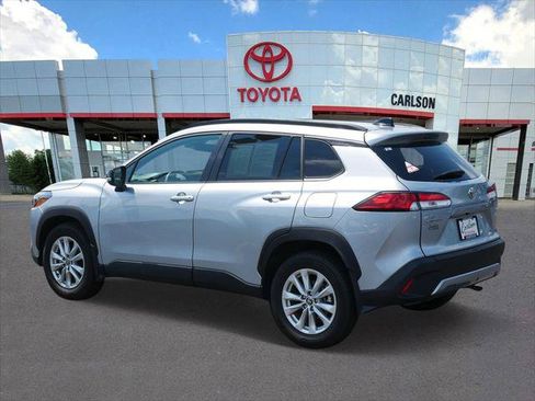 Certified 2025 Toyota Corolla Cross LE AWD/4WD image 6