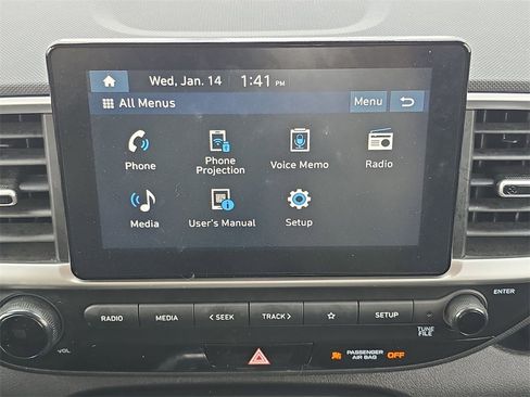 Used 2023 Hyundai Venue SE image 14