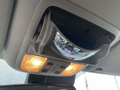 Used 2018 Honda Pilot Touring image 25