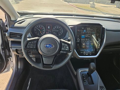 Used 2024 Subaru Crosstrek 2.0i Premium image 16