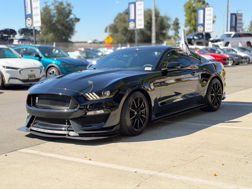 Used 2016 Ford Mustang Shelby GT350 w/ Technology Package RWD image 6