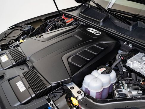 Certified 2025 Audi Q7 2.0T Premium Plus w/ Premium Plus Package image 35