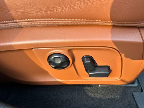 Used 2019 Maserati Levante S GranLusso image 41