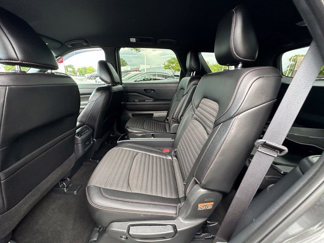 Certified 2024 Nissan Pathfinder Rock Creek AWD/4WD image 27