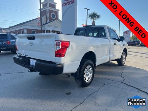 Used 2019 Nissan Titan S image 5