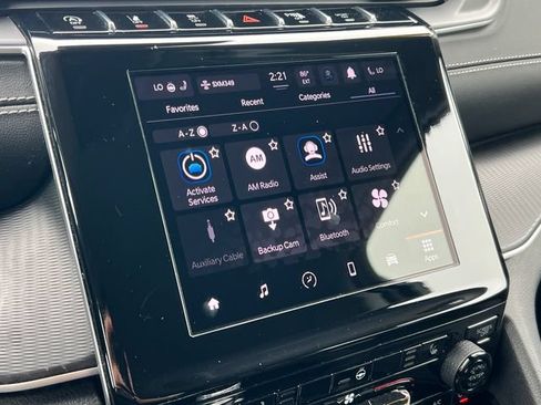 Used 2023 Jeep Grand Cherokee Laredo w/ Luxury Tech Group I AWD/4WD image 24