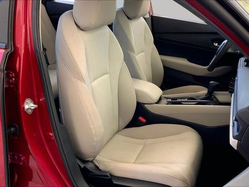 Used 2025 Honda Accord SE image 9