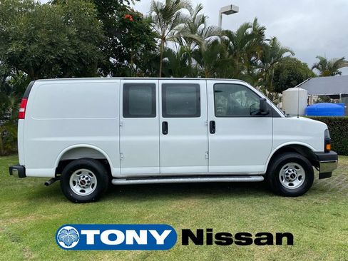 Used 2025 GMC Savana 2500 w/ Driver Convenience Package RWD image 26
