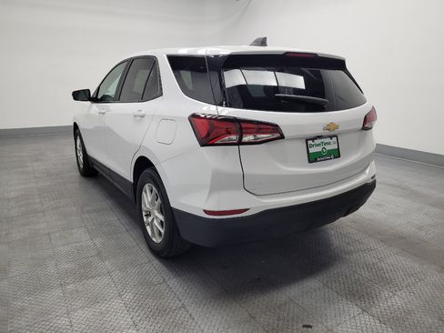 Used 2023 Chevrolet Equinox LS w/ LS Convenience Package FWD image 5