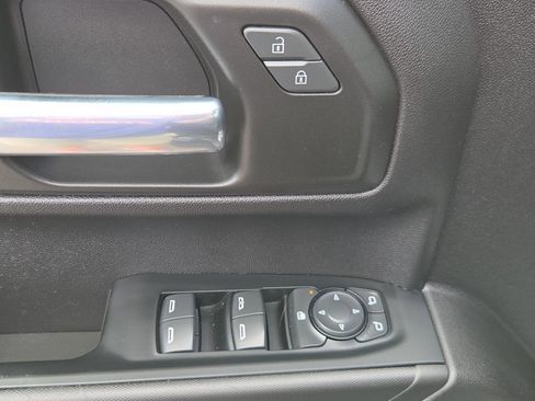 Used 2023 Chevrolet Silverado 1500 Custom image 27