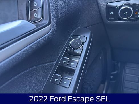 Used 2022 Ford Escape SEL image 27