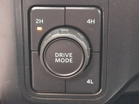 Used 2024 Ford F450 Lariat AWD/4WD image 26