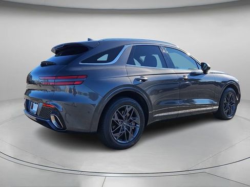 Used 2023 Genesis GV70 2.5T Advanced w/ Advanced Package image 8