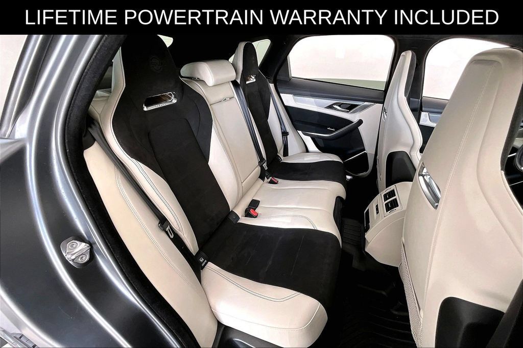Used 2022 Jaguar F-PACE SVR AWD/4WD image 35