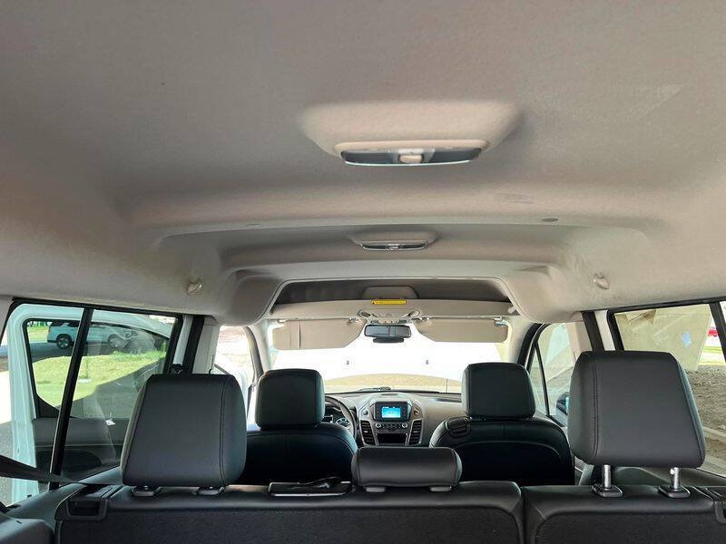 Used 2022 Ford Transit Connect XL FWD image 35