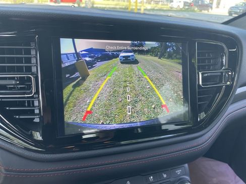 Used 2025 Dodge Durango R/T image 33