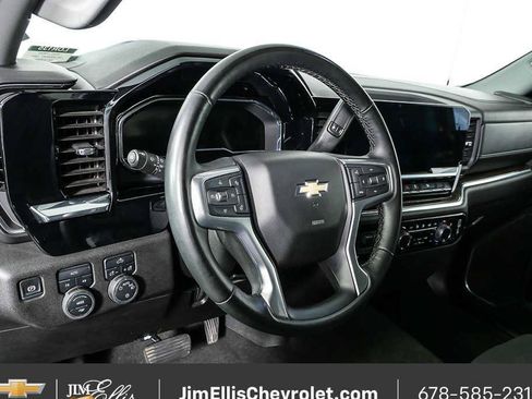 Certified 2025 Chevrolet Silverado 1500 LT AWD/4WD image 4