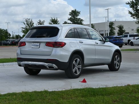 Used 2020 Mercedes-Benz GLC 300 image 9
