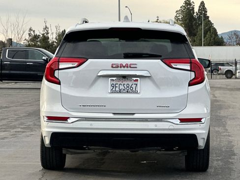 Used 2023 GMC Terrain Denali w/ Denali Premium Package image 5
