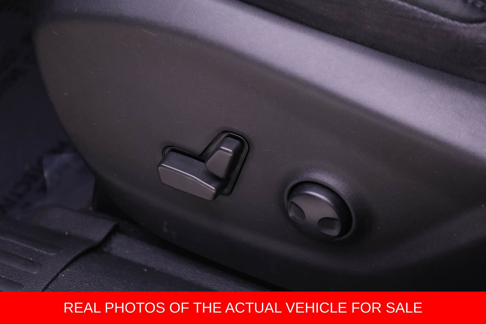 Used 2022 Jeep Cherokee Latitude Lux FWD image 15