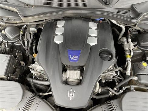 Used 2018 Maserati Ghibli S Q4 image 31
