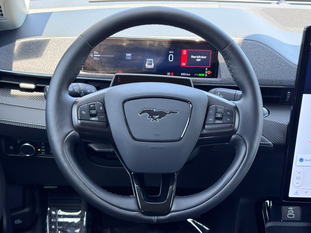 Used 2025 Ford Mustang Mach-E Premium AWD/4WD image 26