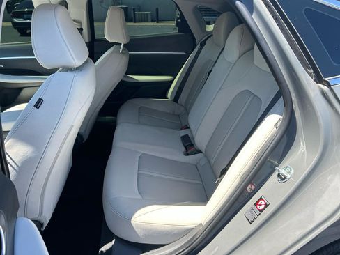 Used 2022 Hyundai Sonata SE FWD image 10