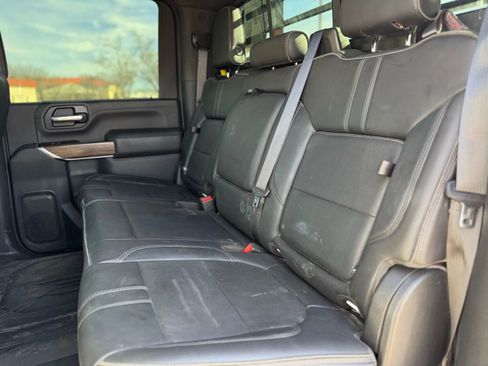 Used 2020 Chevrolet Silverado 3500 High Country w/ Technology Package image 30