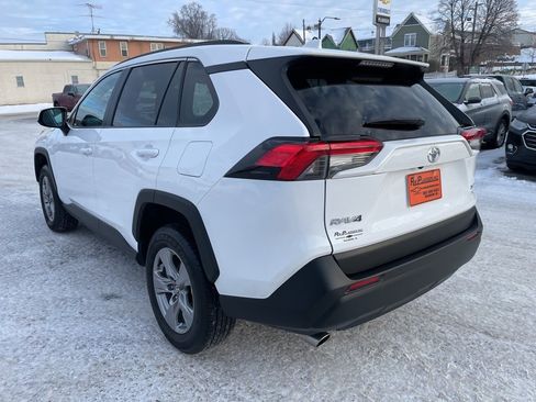 Used 2025 Toyota RAV4 XLE image 13