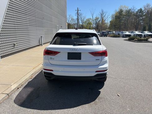 Used 2025 Audi Q3 2.0T Premium w/ Convenience Package AWD/4WD image 4