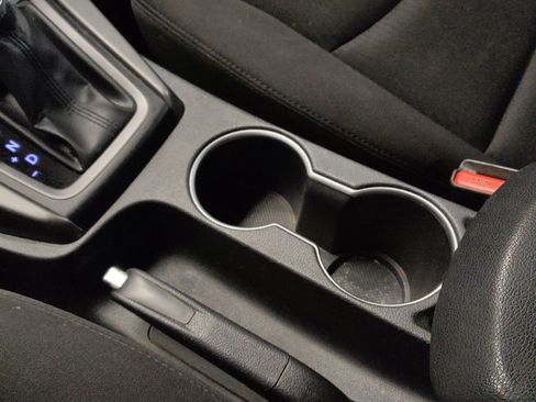 Used 2016 Hyundai Elantra Value Edition image 26