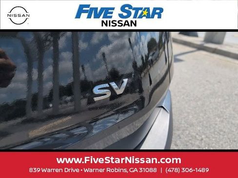Used 2023 Nissan Rogue SV w/ SV Premium B Package FWD image 10