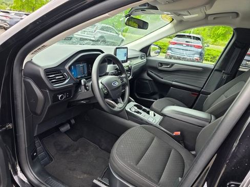 Used 2025 Ford Escape Active AWD/4WD image 14