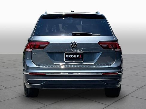 Used 2023 Volkswagen Tiguan SE FWD image 5