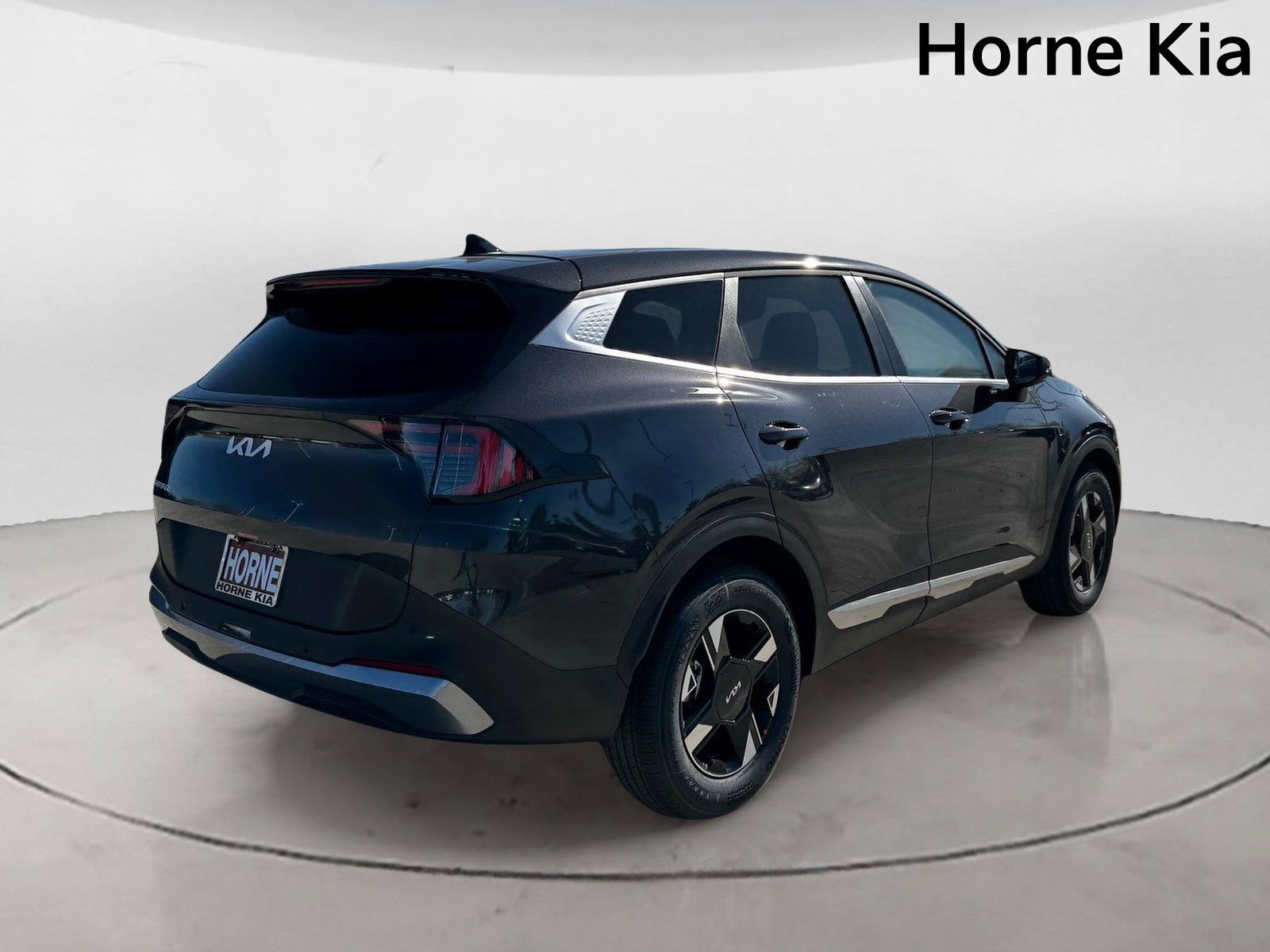New 2026 Kia Sportage LX FWD image 4