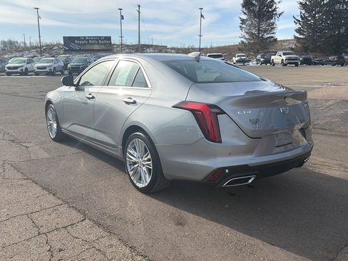 Used 2025 Cadillac CT4 Premium Luxury image 6