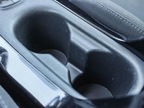 Used 2020 Toyota Corolla SE image 33