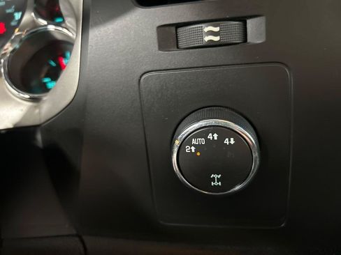 Used 2009 GMC Sierra 1500 SLE w/ Power Pack Plus AWD/4WD image 19