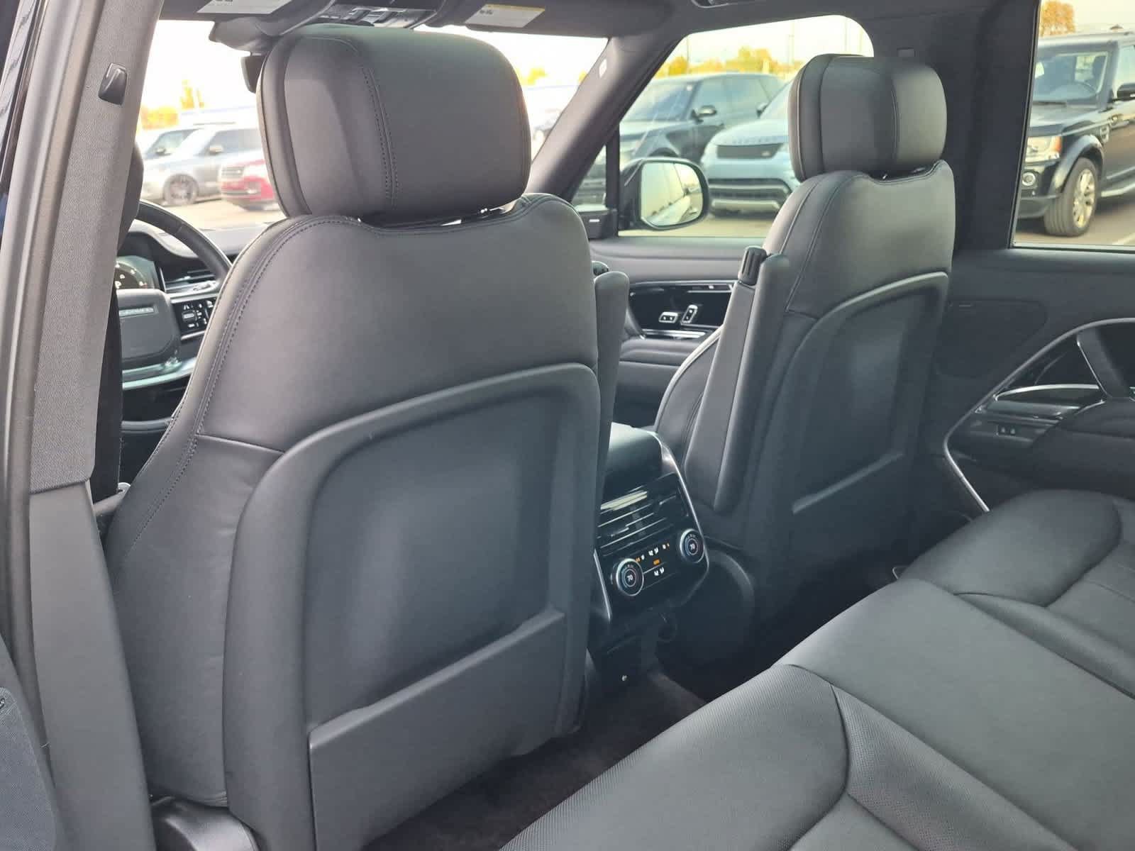Used 2023 Land Rover Range Rover SE AWD/4WD image 18