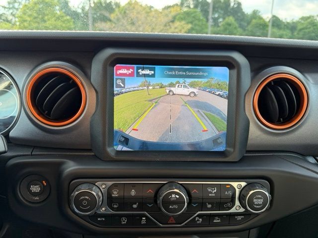 Used 2020 Jeep Gladiator Mojave AWD/4WD image 19