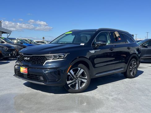 Certified 2024 Kia Sorento SX Prestige image 2