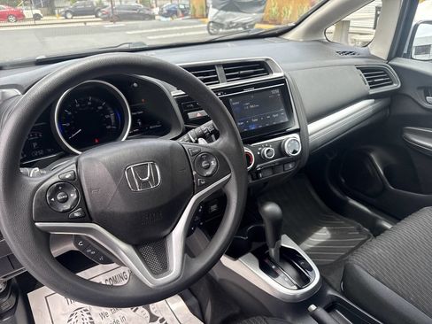 Used 2018 Honda Fit EX image 14