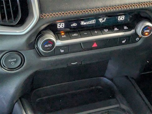 Used 2025 MAZDA CX-50 AWD 2.5 Hybrid w/ Premium Pkg image 21