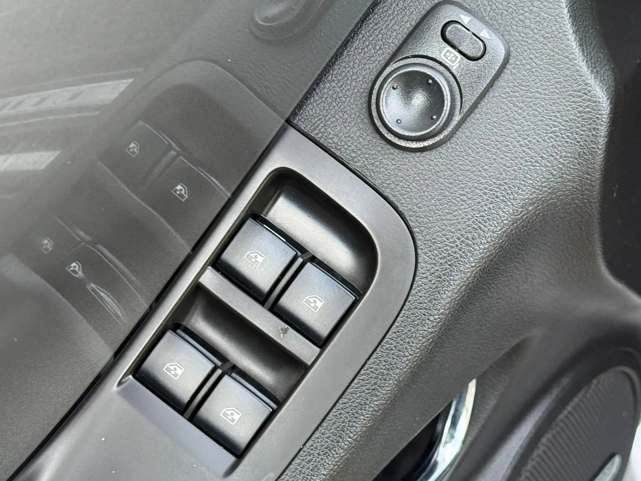 Used 2011 Chevrolet Camaro SS w/ RS Package RWD image 23