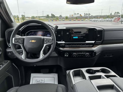 New 2024 Chevrolet Silverado 1500 LT image 2