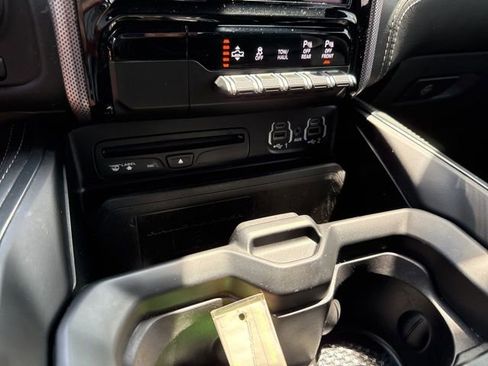 Used 2019 RAM 1500 Limited image 31