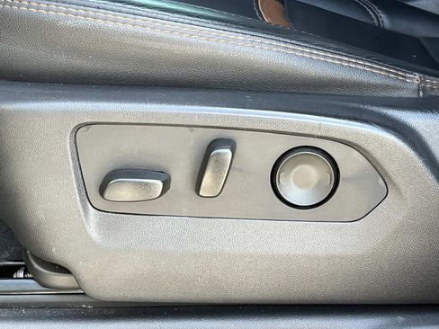 Used 2024 GMC Sierra 2500 AT4 w/ AT4 Preferred Package image 22