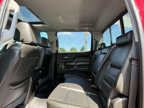 Used 2019 GMC Sierra 2500 Denali AWD/4WD image 21